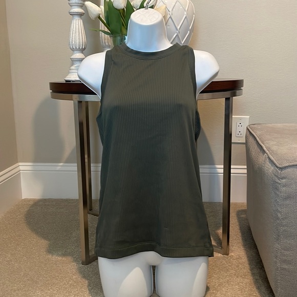 CALIA by Carrie Underwood Tops - CALIA racerback top M